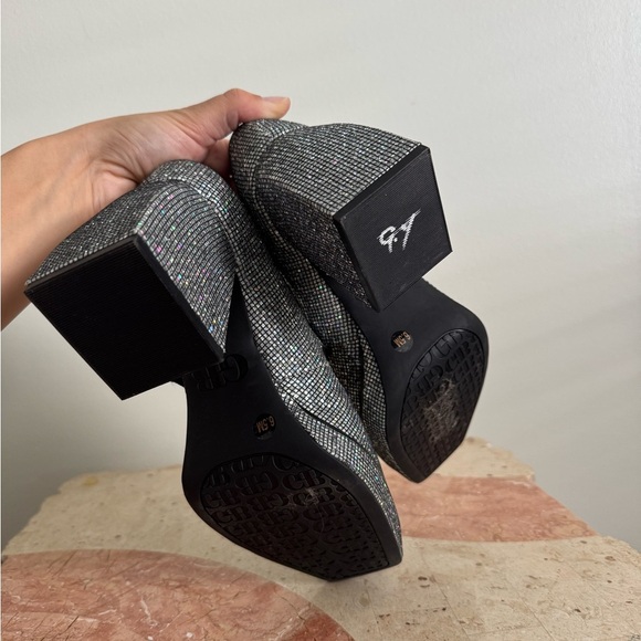 GB Gianni Bini 2-Night shiny Mary Jane platform pump Size 6.5 - Picture 7 of 7